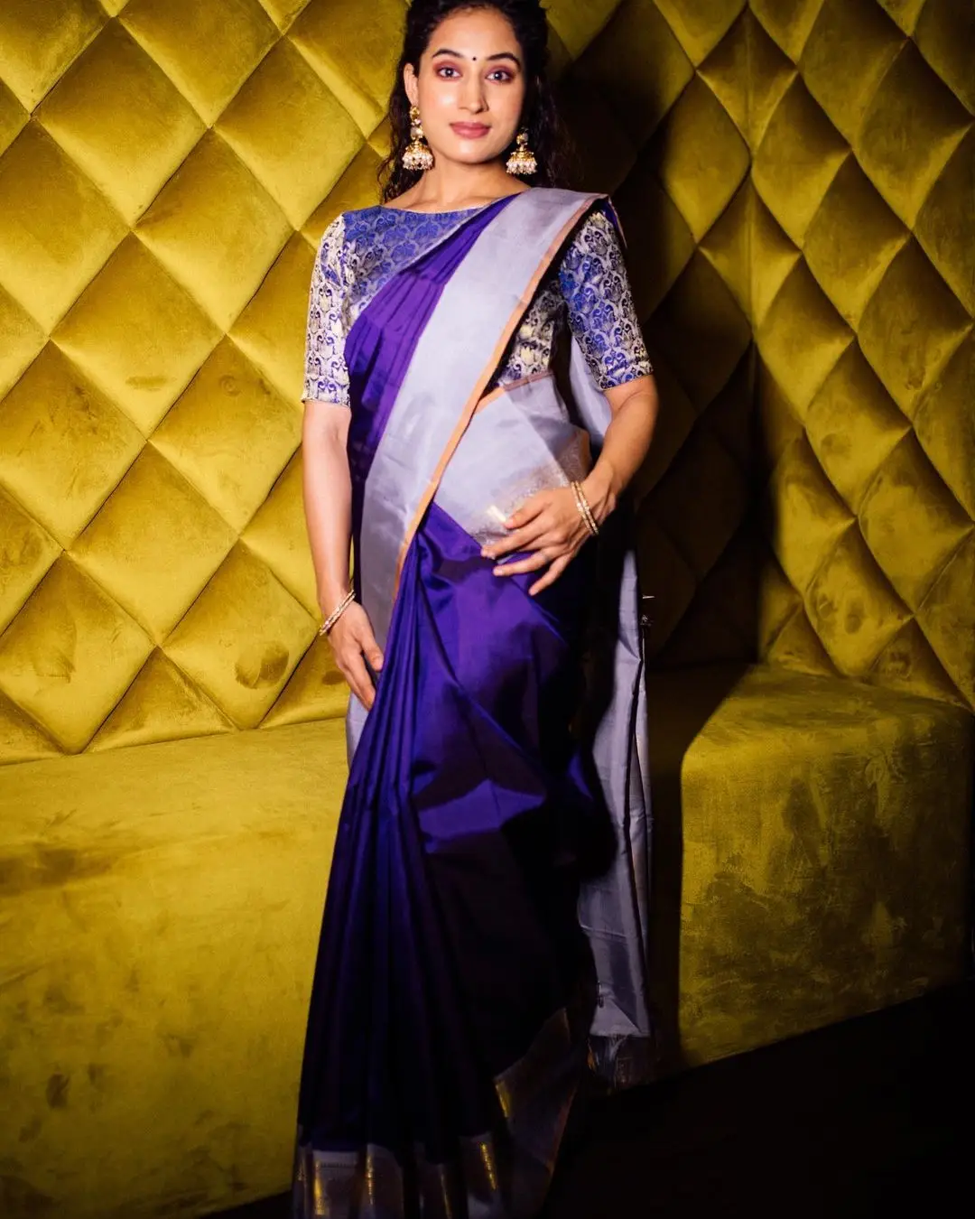 Pooja Ramachandran Images in Blue Saree Blouse